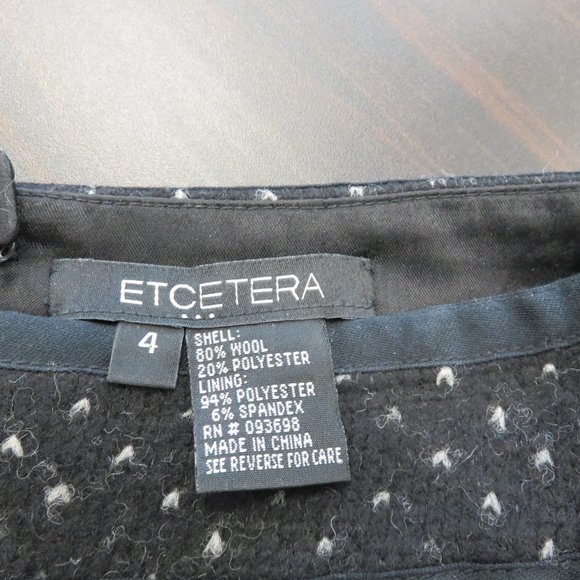 5/$25 Etcetera Women's Mini Skirt - Picture 3 of 3